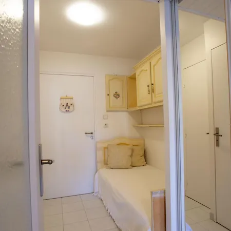 Les Regates-4 By Interhome * Hyères