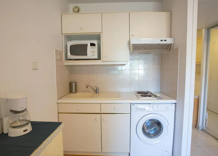 Les Regates-4 By Interhome Appartement Hyères